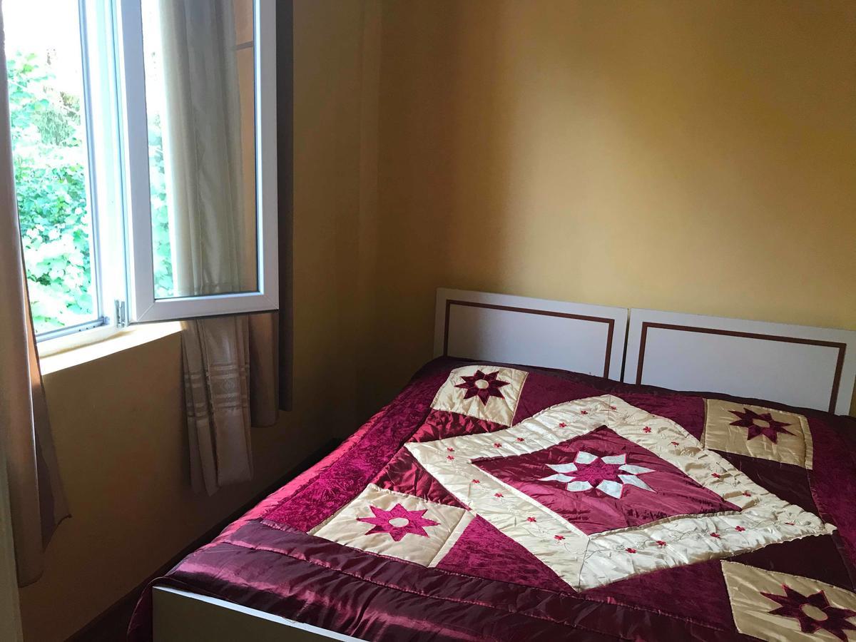 Anna Hostel Kobuleti Exterior photo